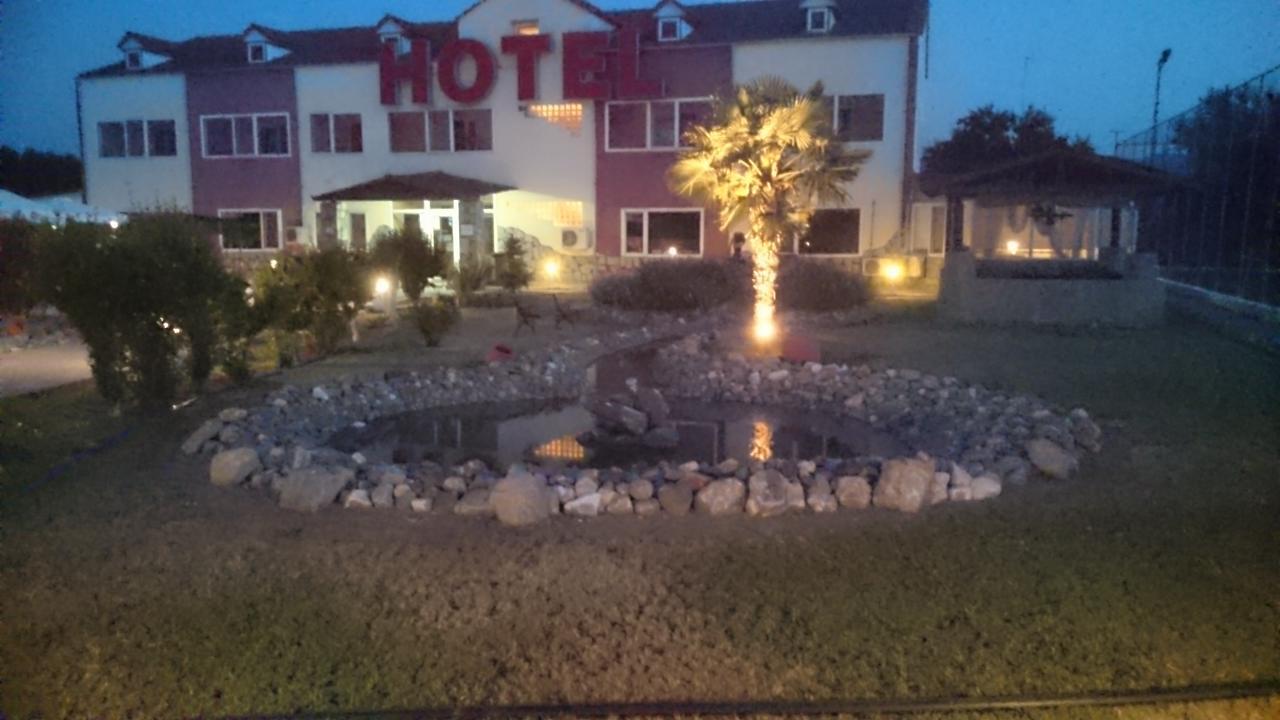 Hotel Konstantina Rodopoli Exterior photo